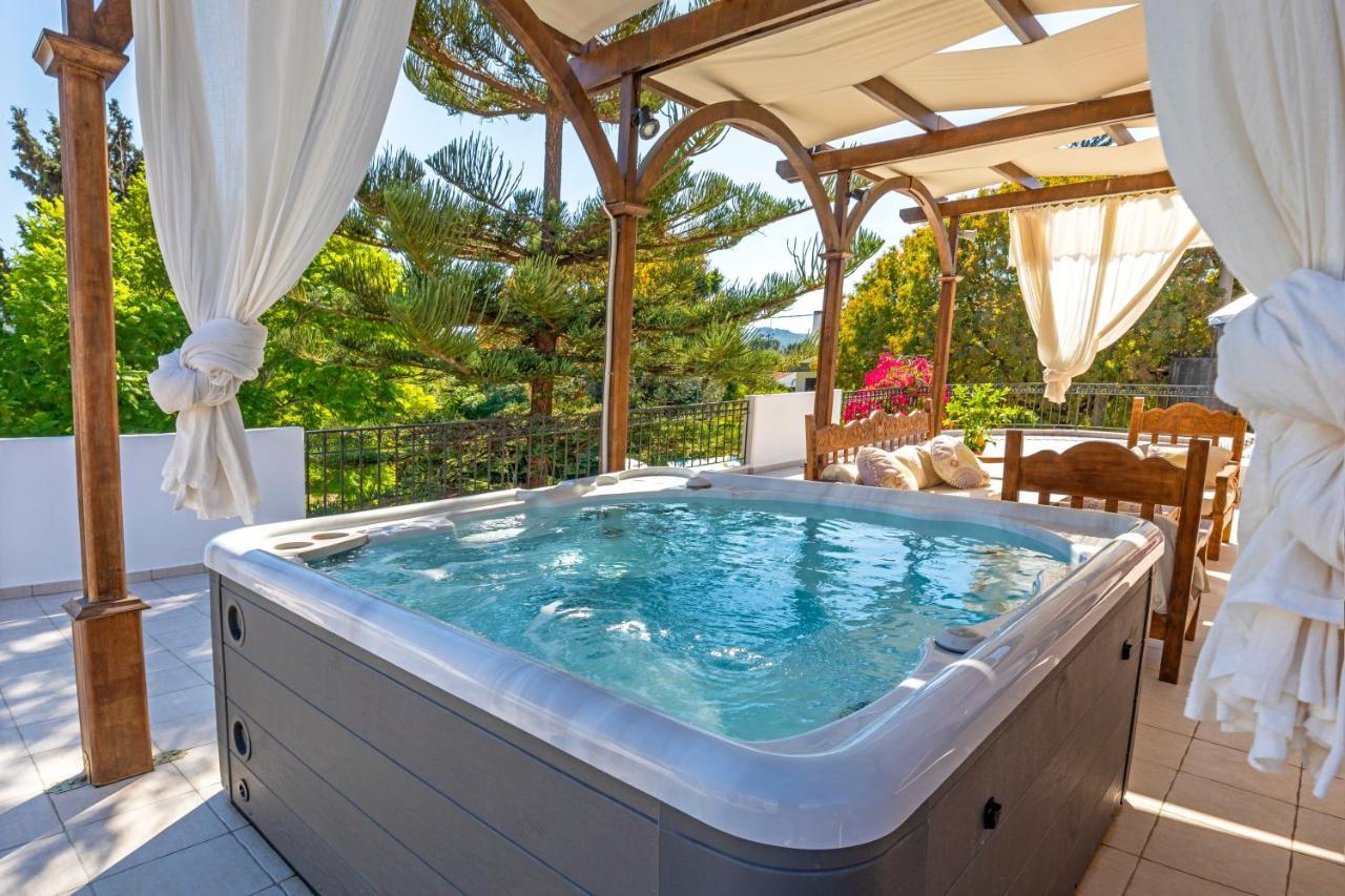 Anna'S Brilliant Villa In Ialysos 外观 照片